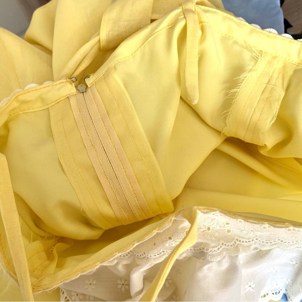 Vintage Handmade Boho Yellow White Lace Trim Ruffle Maxi Dress size small - Picture 7 of 10